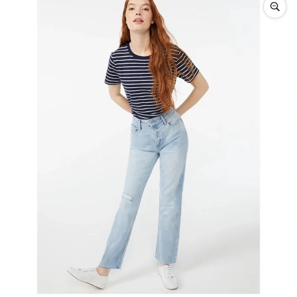 FREE ASSEMBLY Super High Rise Straight Jean Light Wash Women’s Jeans 10 - Picture 3 of 16